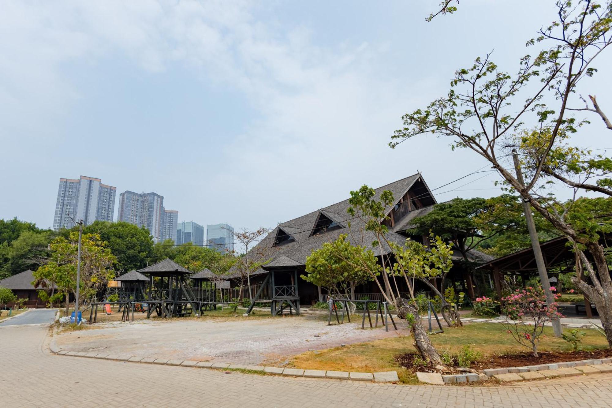 Reddoorz Resort @ Taman Wisata Mangrove Jakarta Exteriör bild