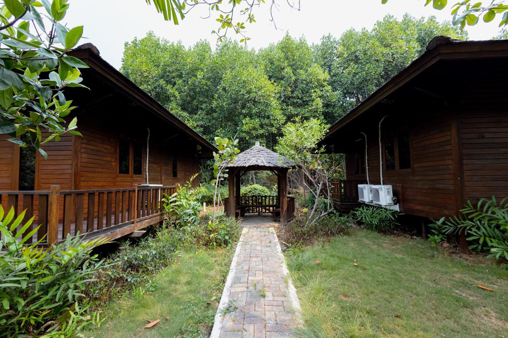 Reddoorz Resort @ Taman Wisata Mangrove Jakarta Exteriör bild
