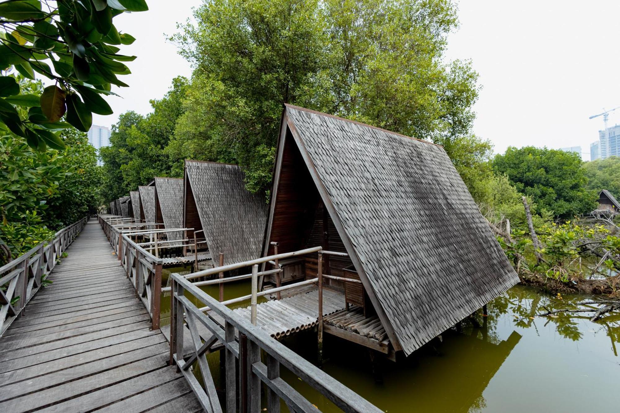 Reddoorz Resort @ Taman Wisata Mangrove Jakarta Exteriör bild