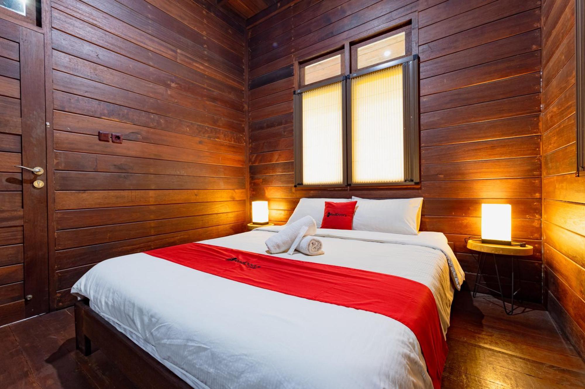 Reddoorz Resort @ Taman Wisata Mangrove Jakarta Exteriör bild