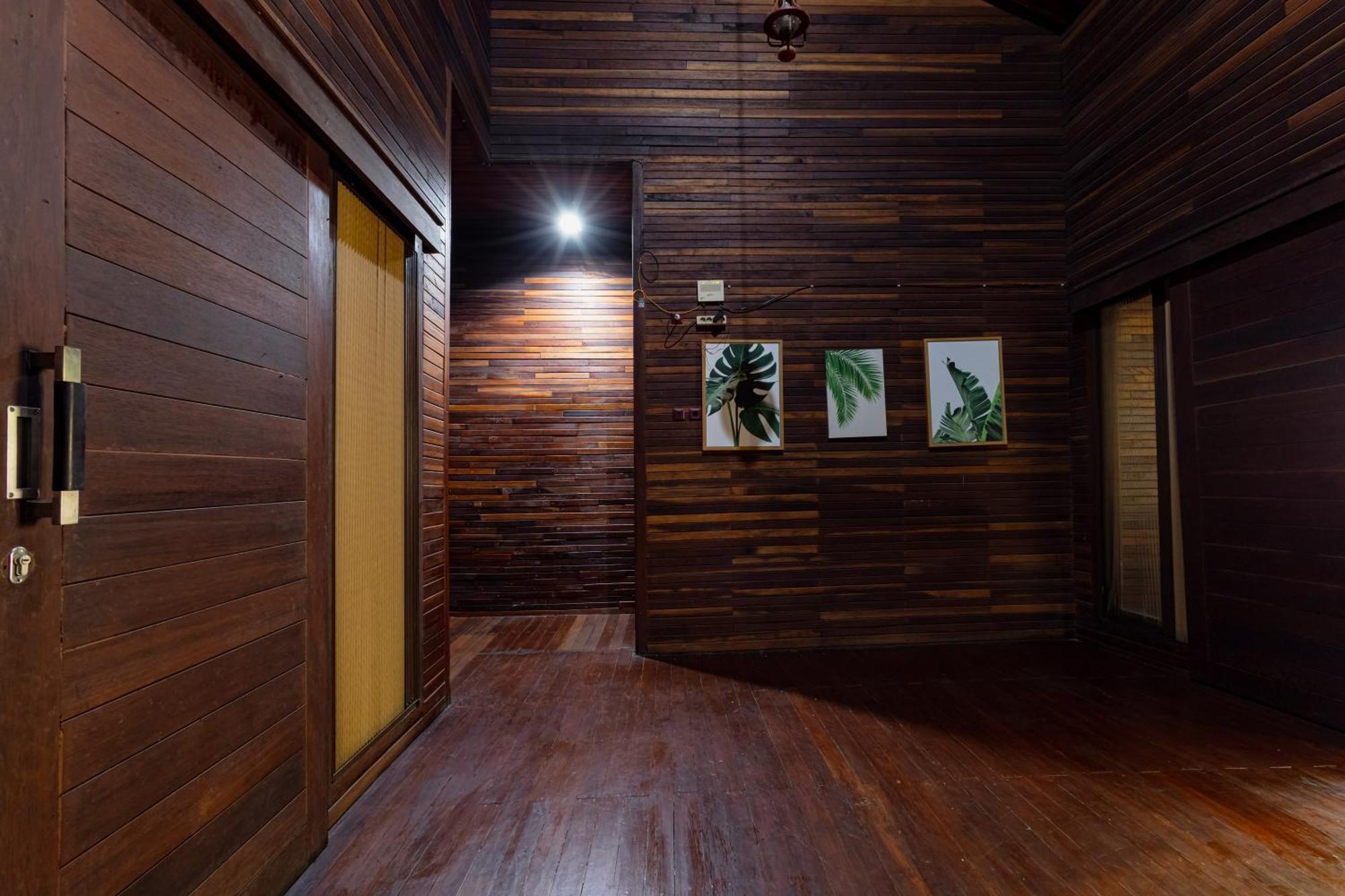 Reddoorz Resort @ Taman Wisata Mangrove Jakarta Exteriör bild