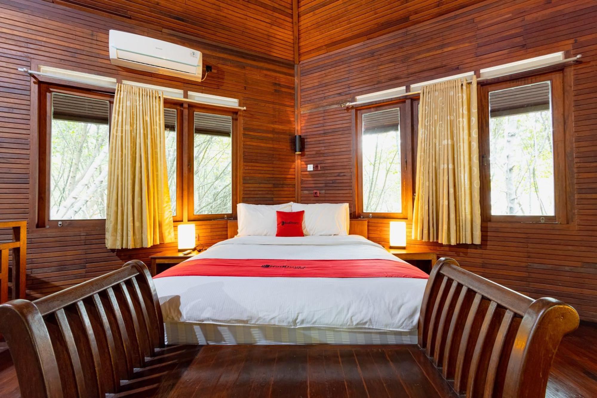 Reddoorz Resort @ Taman Wisata Mangrove Jakarta Exteriör bild